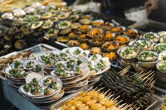 What to eat and buy when visiting Phu Quoc night market?