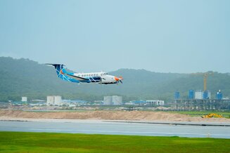Phía sau đường băng số 2 Phú Quốc lần đầu đón chuyến bay hiệu chuẩn: Chuyện chưa kể về những đêm chạy đua với giờ bay
